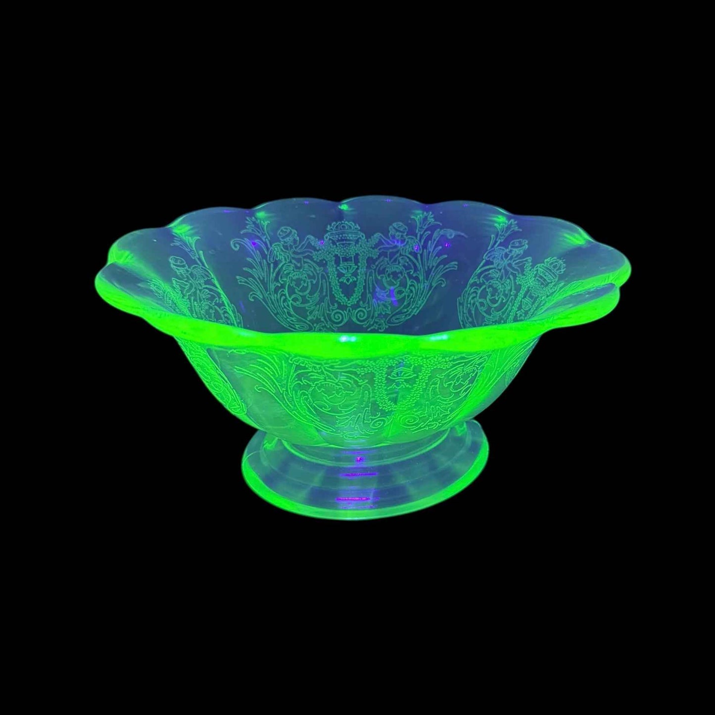 Rare Paden City ‘Cupid’ Pattern (aka Archaic #300) Paneled Fluted Uranium Glass Bowl
