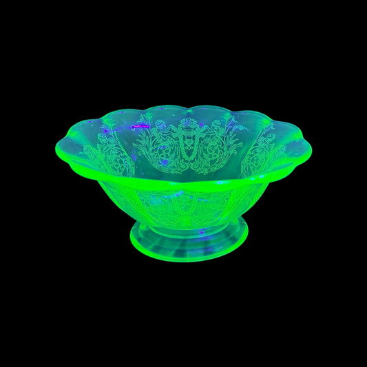 Rare Paden City ‘Cupid’ Pattern (aka Archaic #300) Paneled Fluted Uranium Glass Bowl