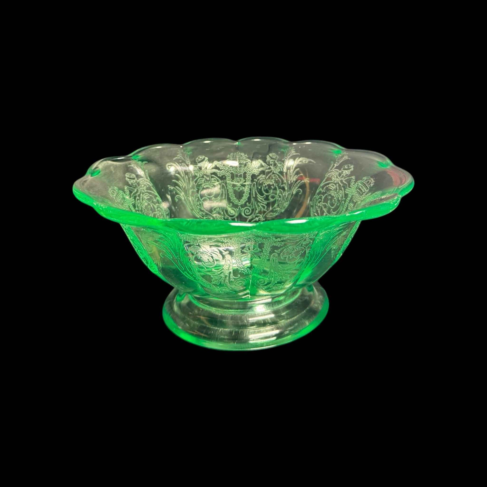 Rare Paden City ‘Cupid’ Pattern (aka Archaic #300) Paneled Fluted Uranium Glass Bowl