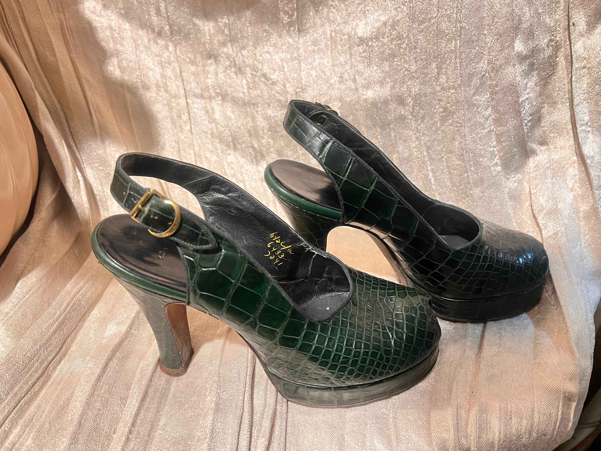 Vintage 1950’s Beleganti for O’Connor & Goldberg Alligator Skin Peep Toe Sling Backs, Size 6.5