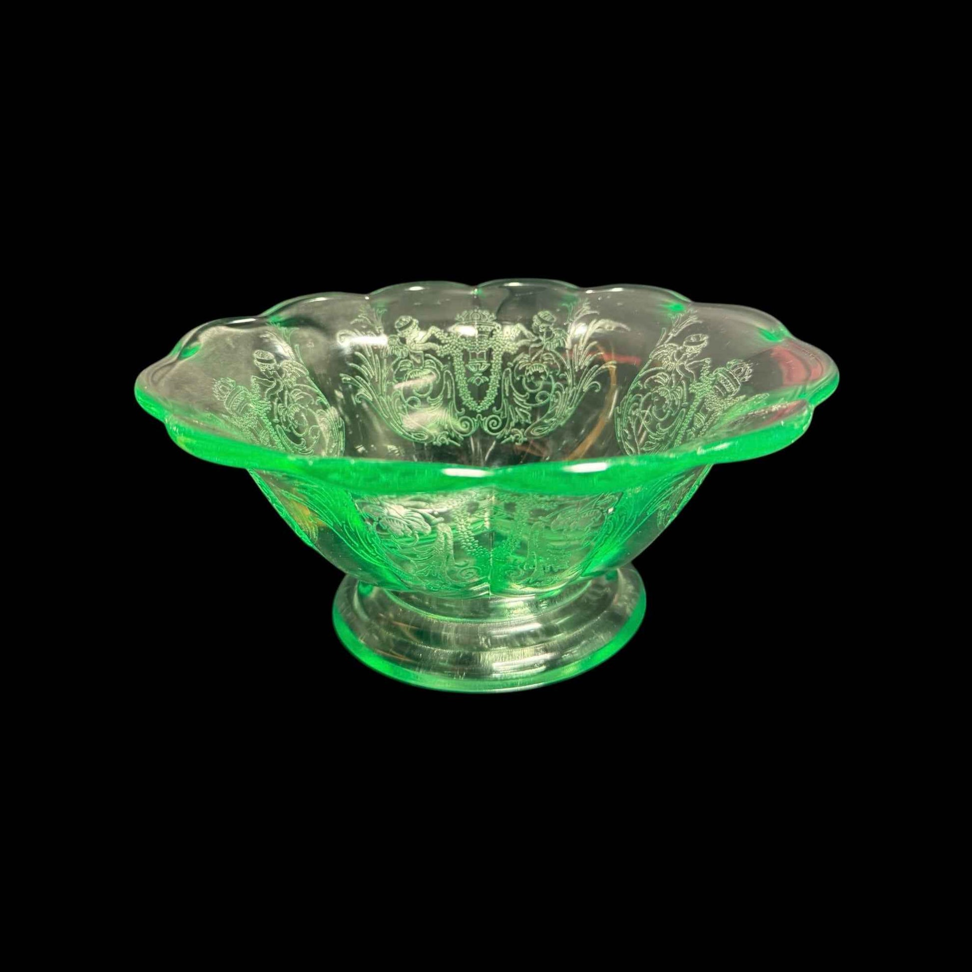 Rare Paden City ‘Cupid’ Pattern (aka Archaic #300) Paneled Fluted Uranium Glass Bowl